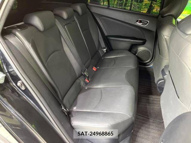 Toyota PRIUS 2015-12 281984-9