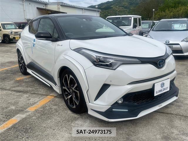 Toyota C-HR 2017-09 294869-6