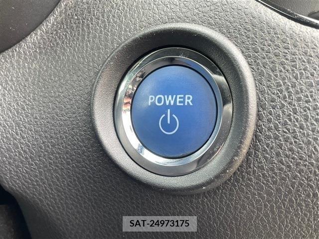 Toyota C-HR 2017-09 294869-18