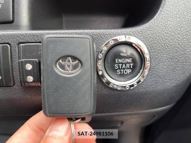 Toyota VOXY 2012-03 289220-7