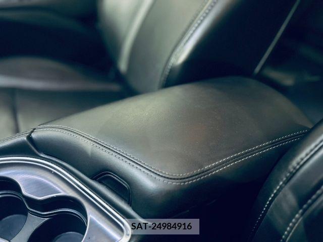 Dodge CHALLENGER 2018-01 359456-23