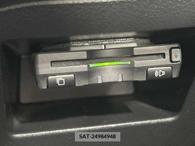 Toyota VITZ 2012-07 370156-4