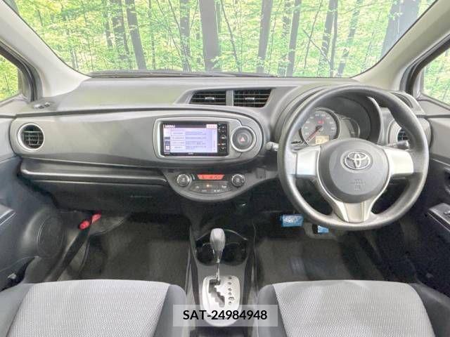 Toyota VITZ 2012-07 370156-1