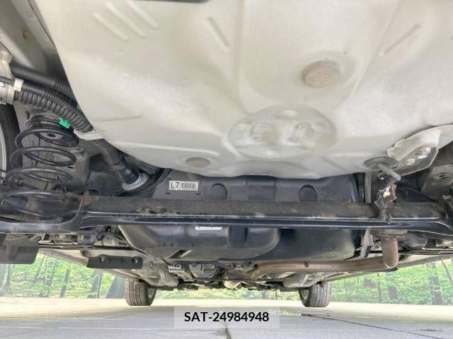 Toyota VITZ 2012-07 370156-19