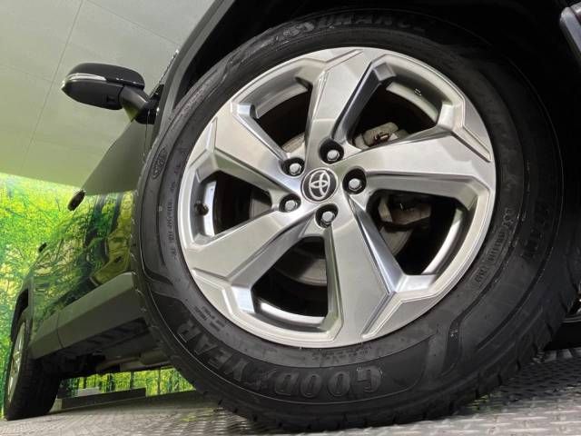 Toyota RAV4 2019-11 196139-13