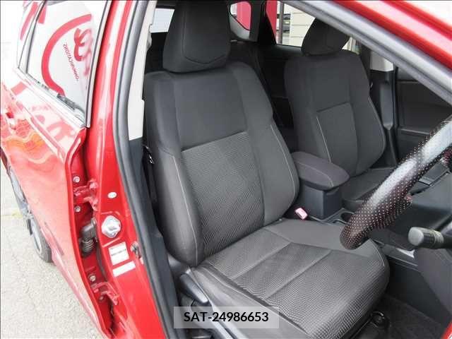 Toyota AURIS 2013-10 261894-18