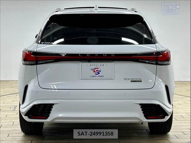Lexus RX 2023-04 275899-18