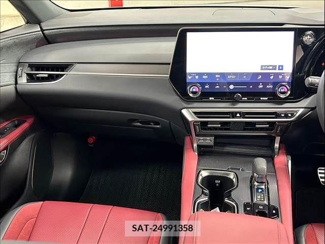 Lexus RX 2023-04 275899-11