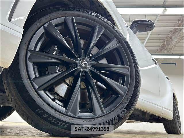 Lexus RX 2023-04 275899-10