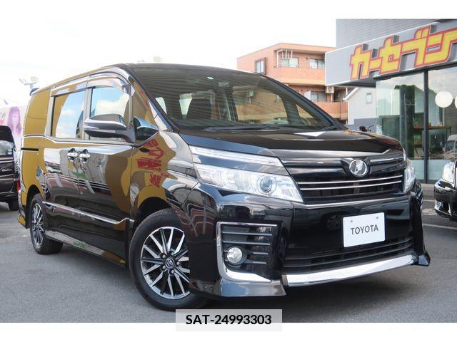 Toyota VOXY 2015-01 370376-0