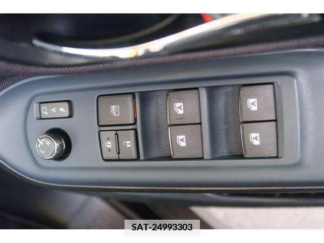 Toyota VOXY 2015-01 370376-14