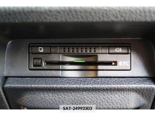 Toyota VOXY 2015-01 370376-13