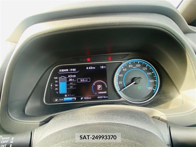 Nissan LEAF 2019-01 324794-12