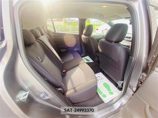 Nissan LEAF 2019-01 324794-9