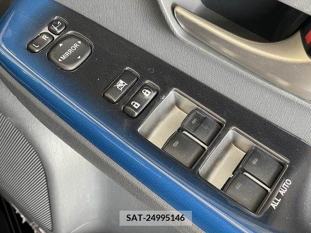 Toyota PRIUS ALPHA 2012-11 209635-15