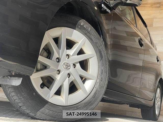 Toyota PRIUS ALPHA 2012-11 209635-10
