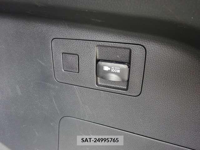 Toyota HARRIER 2023-02 313455-9
