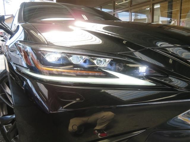 Lexus ES 2019-02 12915-16