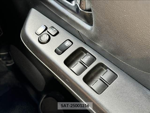 Suzuki SPACIA 2017-07 394192-26