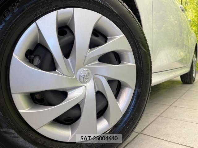 Toyota YARIS 2023-06 371411-13