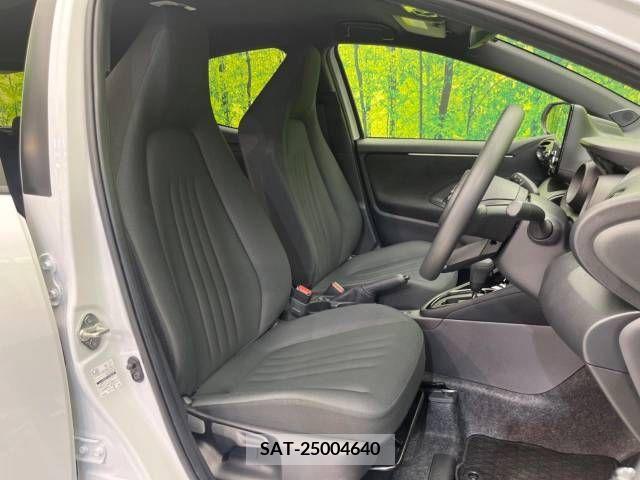Toyota YARIS 2023-06 371411-8