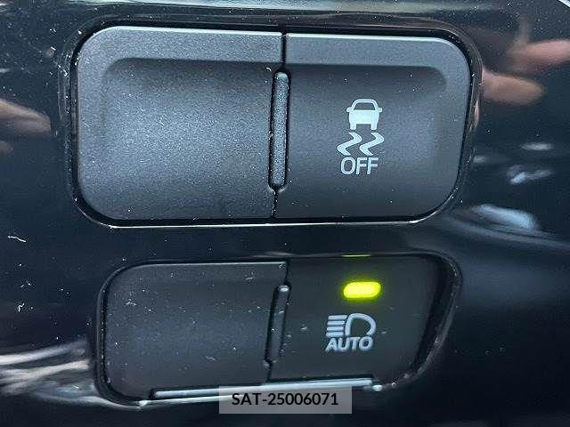 Toyota PRIUS 2021-01 346090-7