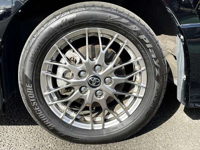 Toyota VOXY HYBRID 2019-07 23898-4