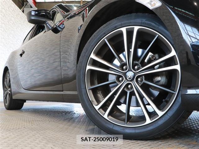 Toyota 86 2012-10 202220-8