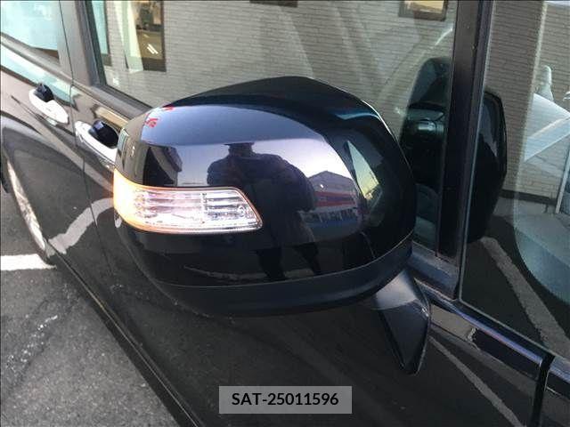 Honda STEP WGN 2011-02 209470-2