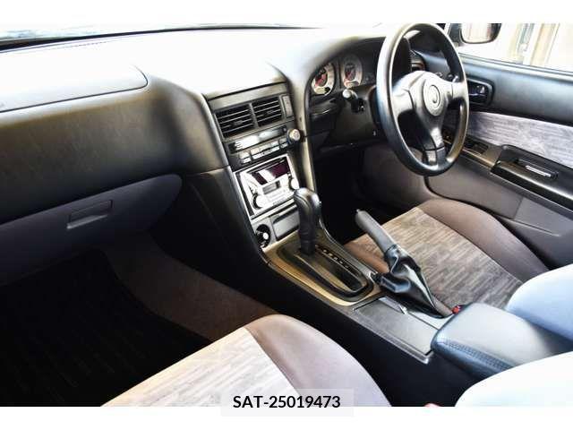 Nissan SKYLINE 2000-12 201277-1