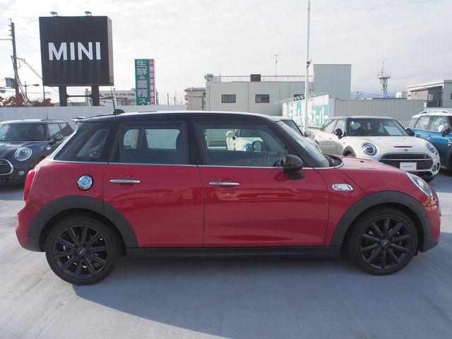 Bmw MINI 2018-12 191283-4