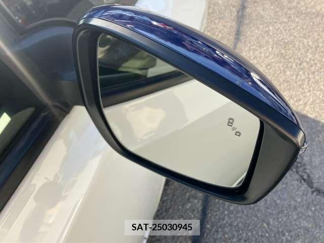 Nissan LEAF 2019-12 209778-13