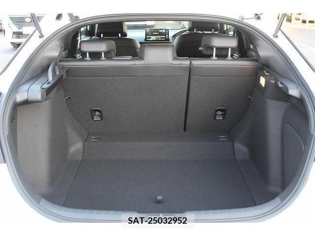 Honda CIVIC 2021-10 206907-16