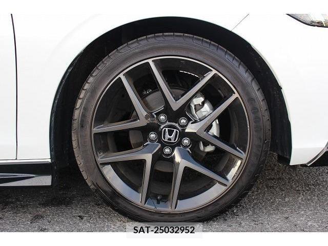Honda CIVIC 2021-10 206907-11