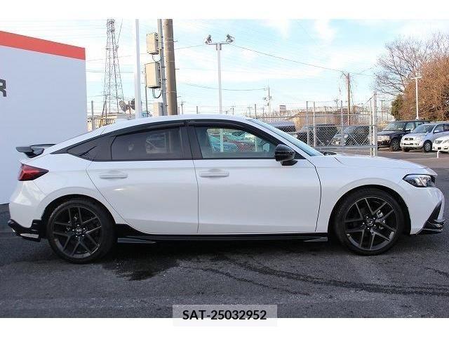 Honda CIVIC 2021-10 206907-6