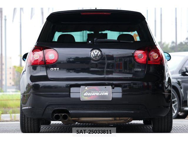 VolksWagen GOLF 2009-06 328332-4