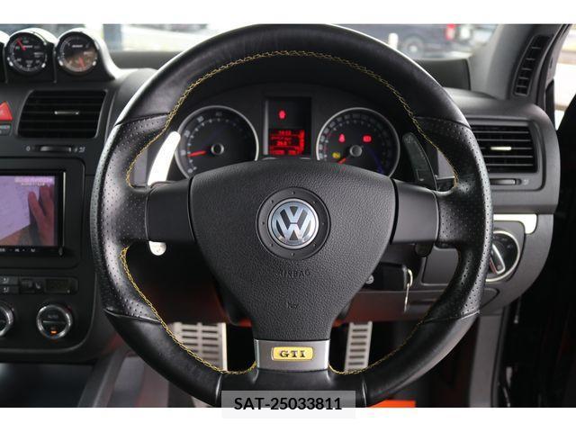 VolksWagen GOLF 2009-06 328332-15