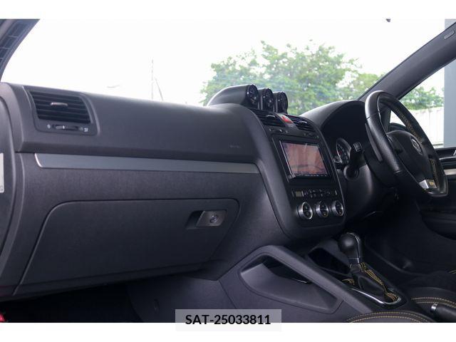 VolksWagen GOLF 2009-06 328332-22