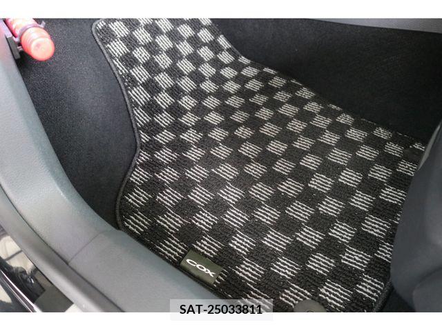 VolksWagen GOLF 2009-06 328332-25