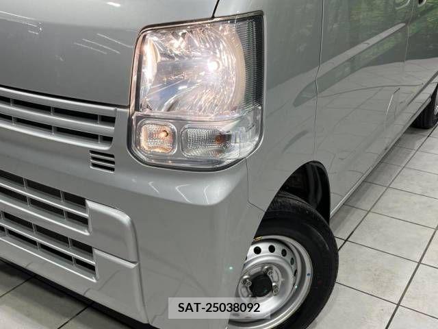 Suzuki EVERY 2019-08 379182-12