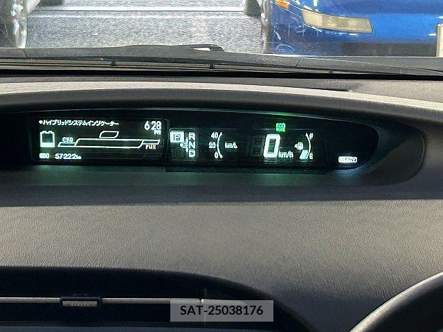 Toyota PRIUS 2011-11 282188-7