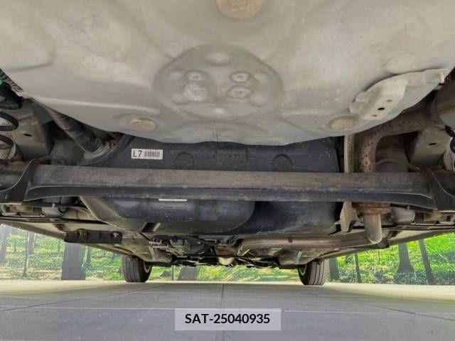 Toyota VITZ 2012-12 370162-19
