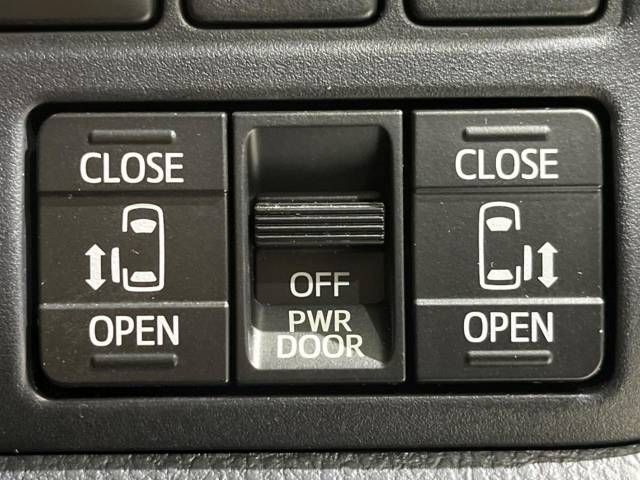Toyota ESQUIRE 2016-08 20253-6