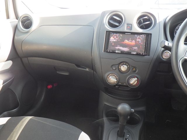 Nissan NOTE 2018-11 192040-14