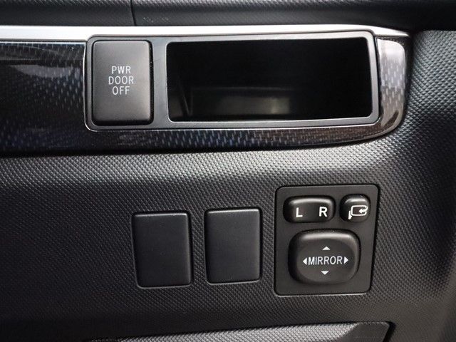 Toyota ESTIMA 2012-05 12755-13