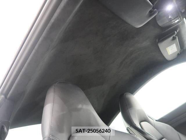 Porsche 911 2018-02 366187-12