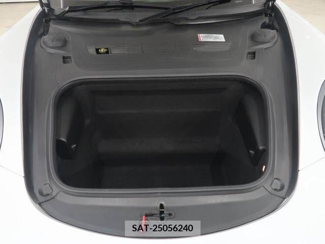 Porsche 911 2018-02 366187-18