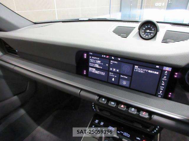Porsche 911 2021-08 225982-8