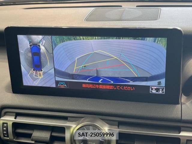 Lexus IS 2021-12 300015-3
