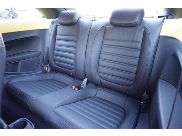 VolksWagen THE BEETLE 2013-07 195932-15